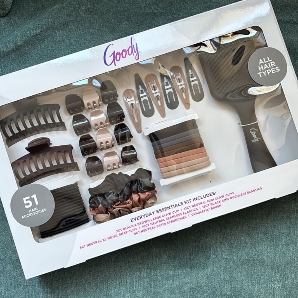 Goody Hair Accessories Kit - 51 Pieces